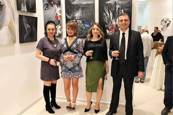 Sergi açılışı veya sergi salonundan fotoğraf (014)