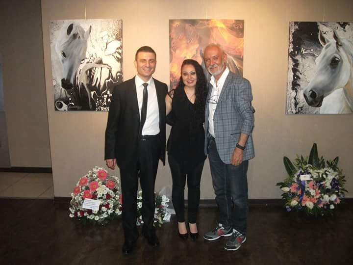 Sergi açılışı veya sergi salonundan fotoğraf (043)